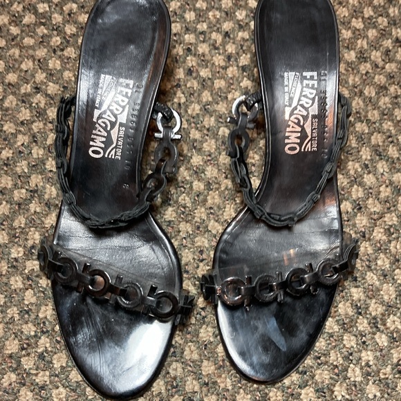 Salvatore Ferragamo Shoes - Salvatore Ferragamo kitten heel leather patent vinyl sandals Black size 8